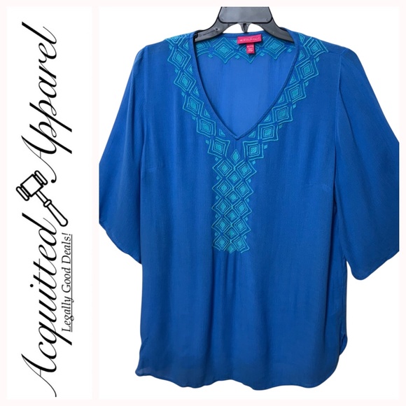 Lilly Pulitzer Embroidered V-Neck Platter Top With Butterfly Sleeves - Picture 1 of 9